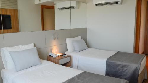 Habitación Doble Estándar - 2 camas del hotel Atlântico Travel. Foto 5