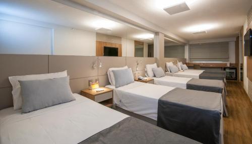 Suite del hotel Atlântico Travel. Foto 1
