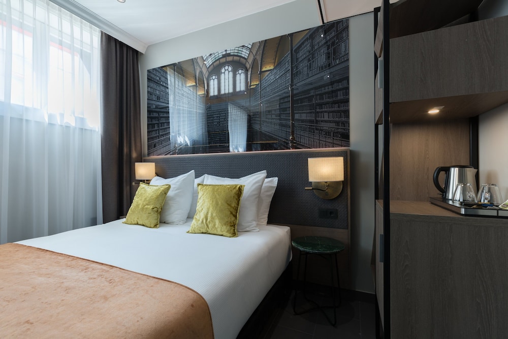 Habitación Confort, 1 cama doble (Limited View) del hotel Leonardo Boutique Museumhotel. Foto 4