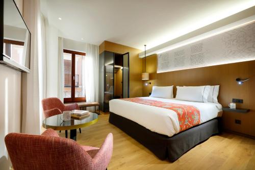 Habitación Doble Deluxe - 1 o 2 camas del hotel Áurea Catedral By Eurostars Company