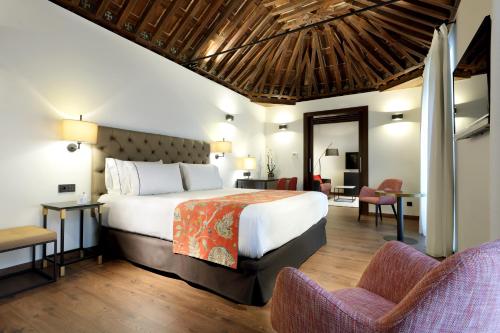 Suite Junior del hotel Áurea Catedral By Eurostars Company. Foto 8
