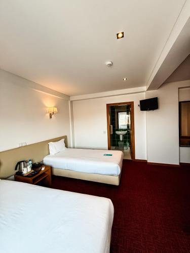 Habitación Doble Estándar - 2 camas del hotel Stay Leiria Centro. Foto 2