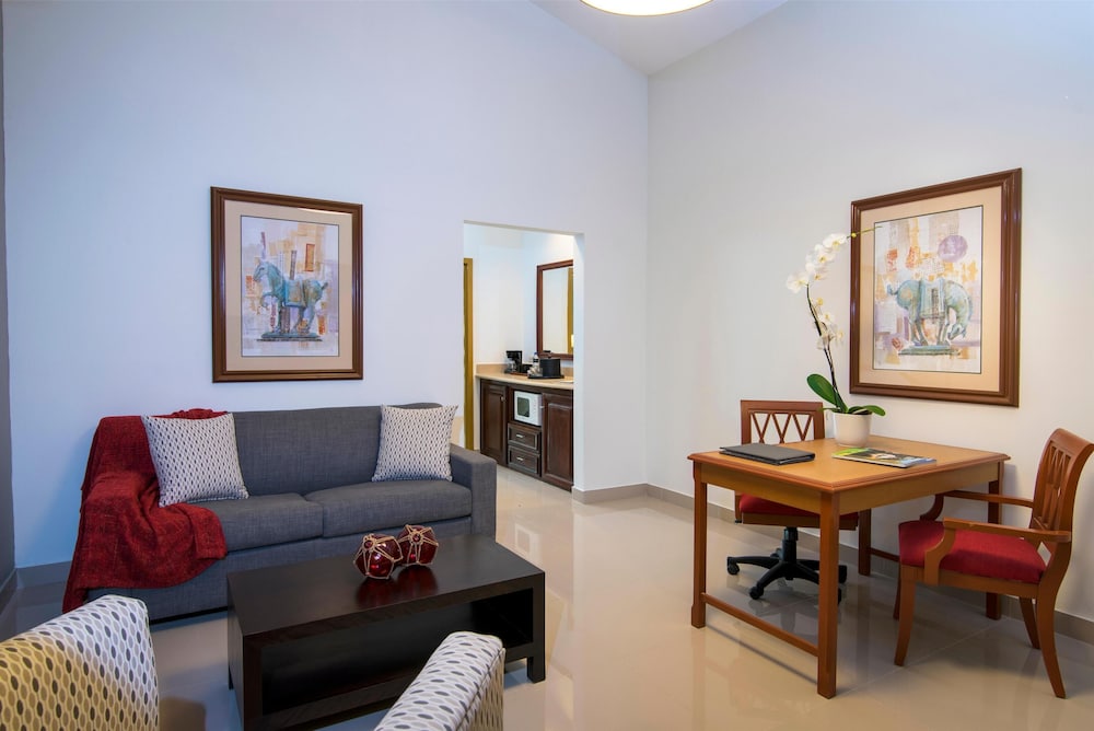 Suite Royal del hotel Hodelpa Garden Suites Golf and Convention Center. Foto 3