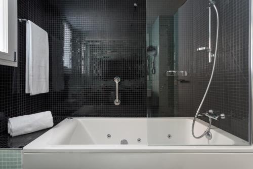 Habitación Doble con Terraza del hotel Dorma Plaza Catalunya. Foto 10
