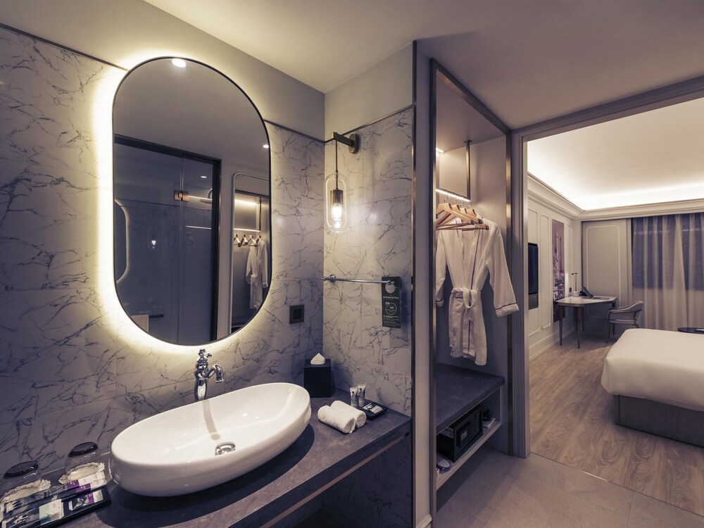 Habitación superior, 1 cama de matrimonio grande del hotel Mercure Shanghai Hongqiao Soho. Foto 2