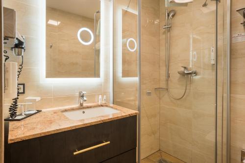 Habitación Doble Estándar - 2 camas del hotel Best Western Plus Fuessen. Foto 1