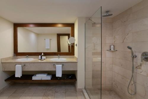 Suite Junior Premium con vistas tropicales del hotel Impressive Premium Punta Cana