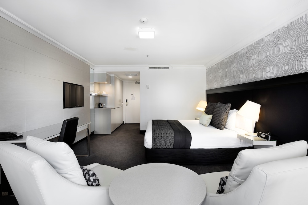 Deluxe King con Balcón del hotel Pullman Brisbane King George Square. Foto 1
