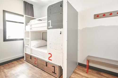 Habitación Doble Económica - 2 camas del hotel Generator Madrid. Foto 2