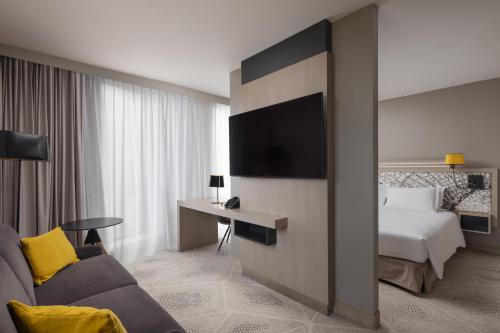 Suite Junior del hotel Hilton Garden Inn Bordeaux Centre. Foto 7