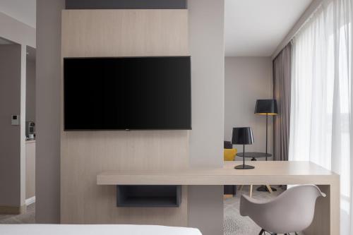 Suite Junior del hotel Hilton Garden Inn Bordeaux Centre. Foto 9