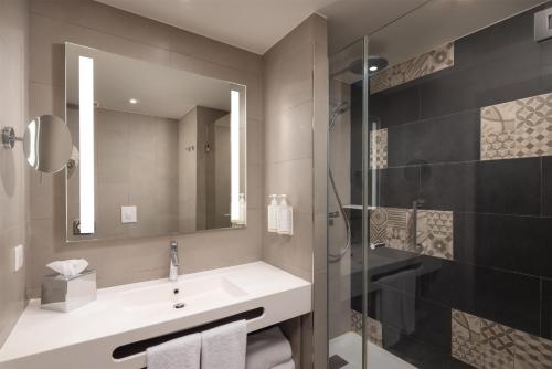 Habitación Familiar - Cama grande del hotel Hilton Garden Inn Bordeaux Centre