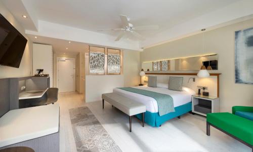 Habitación Superior del hotel Catalonia Royal La Romana - All Inclusive - Adults Only. Foto 1