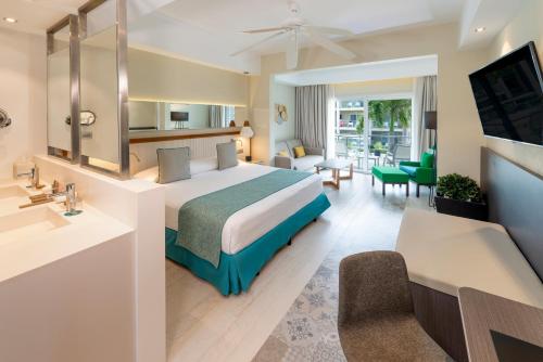 Suite Junior Superior del hotel Catalonia Royal La Romana - All Inclusive - Adults Only