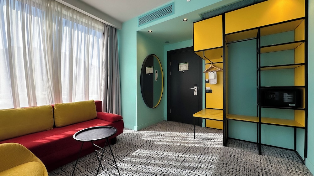 Habitación Doble Superior del hotel Ibis Styles Tbilisi Center. Foto 5