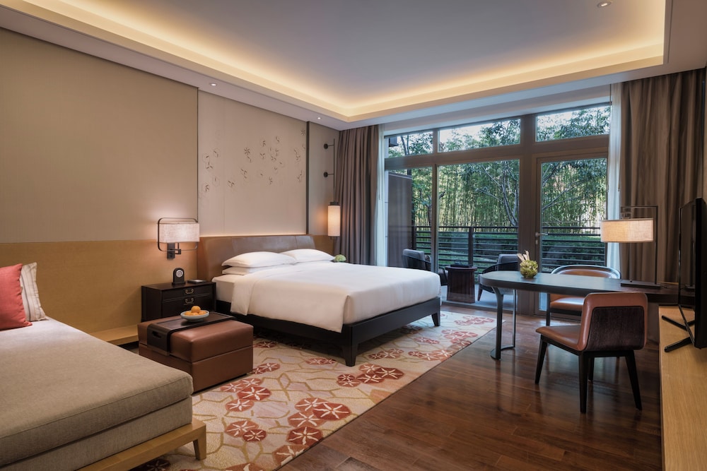 Habitación, 1 cama de matrimonio grande del hotel Hyatt Regency Xi An. Foto 3