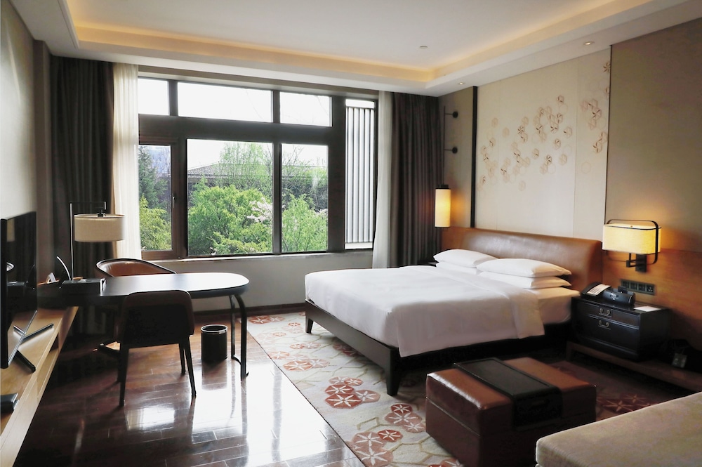 Habitación, 1 cama de matrimonio grande (Club Access) del hotel Hyatt Regency Xi An. Foto 6