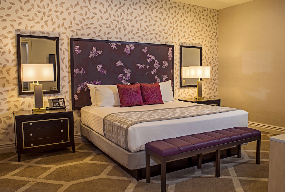Suite, 1 cama de matrimonio grande, no fumadores del hotel The Orleans and Casino. Foto 2