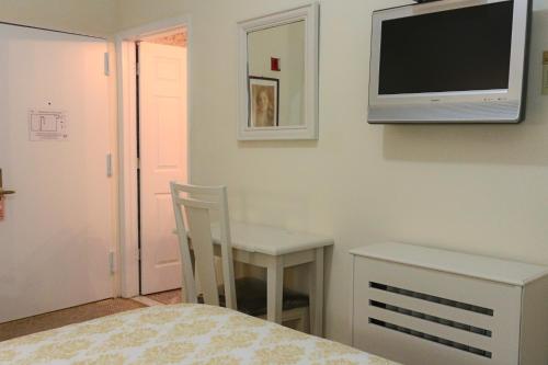 Habitación Estándar - 1 cama grande del hotel Da Vinci. Foto 8