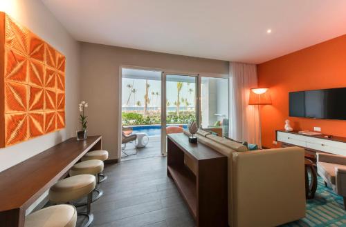 Suite Flat Swim - Up del hotel Nickelodeon Hotels and Resorts Punta Cana, Gourmet All Inclusive By Karisma. Foto 2
