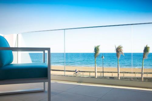 Habitación Doble Premium con vistas al mar - Acceso al spa incluido del hotel Lava Beach. Foto 3