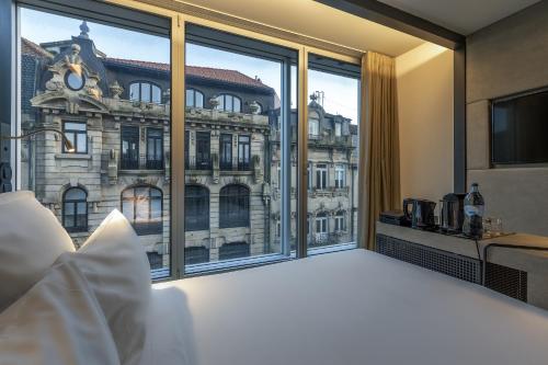 Habitación Doble con vistas a la ciudad del hotel Porto Royal Bridges. Foto 5