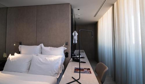 Habitación Doble Deluxe del hotel Porto Royal Bridges. Foto 4