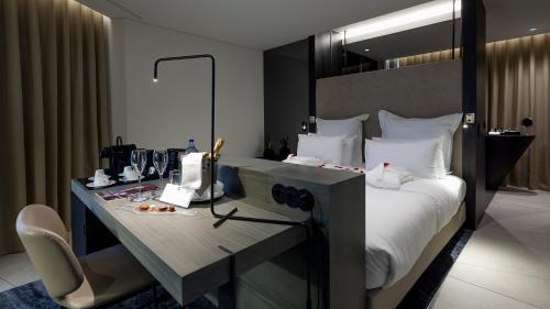 Habitación Doble Deluxe Premium del hotel Porto Royal Bridges. Foto 6
