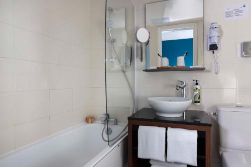 Habitación Doble Deluxe del hotel Montparnasse Alesia