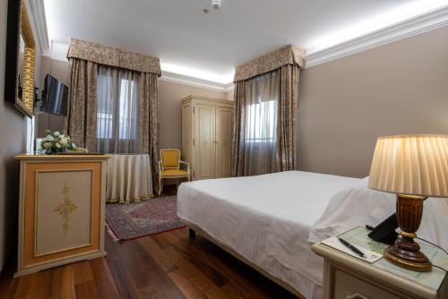 Habitación Doble Clásica del hotel Cavalletto E Doge Orseolo