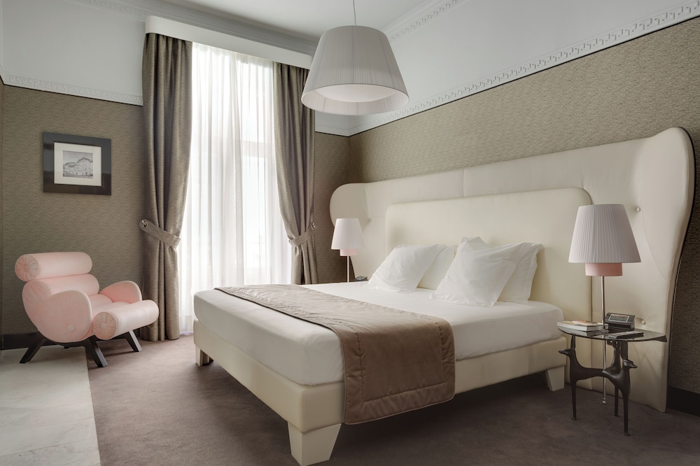 Habitación Doble Superior del hotel Grand Palace. Foto 3