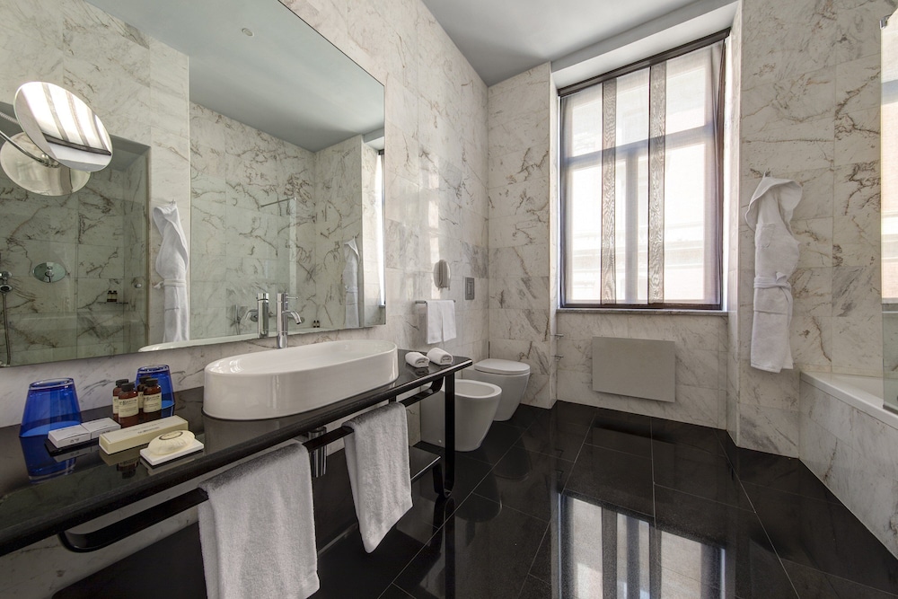 Suite Junior del hotel Grand Palace. Foto 6
