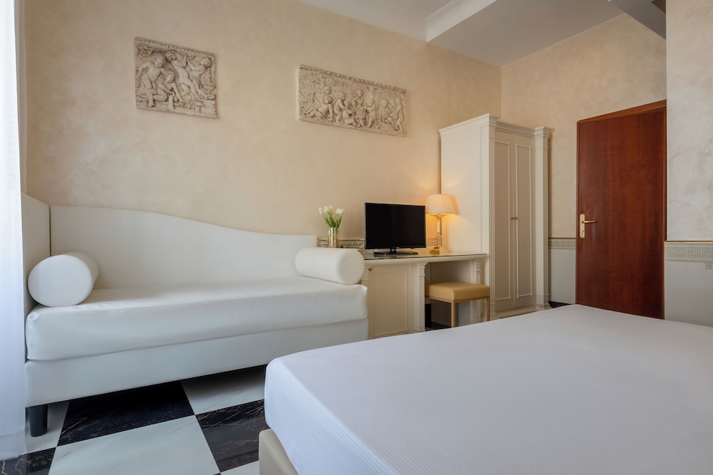 Habitación Doble Deluxe del hotel Palladium Palace. Foto 3