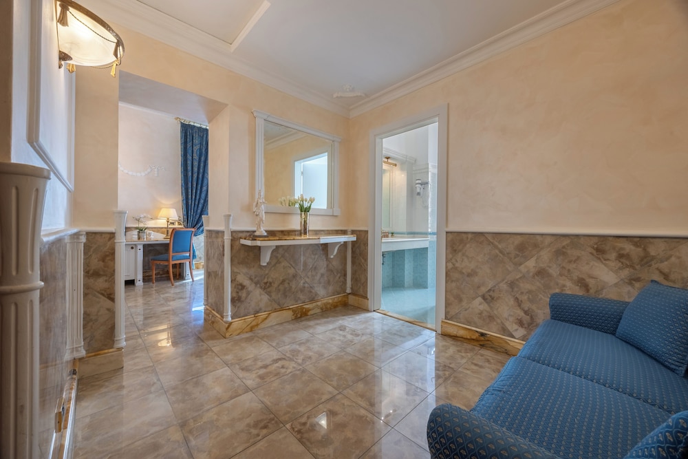 Junior Suite del hotel Palladium Palace. Foto 6