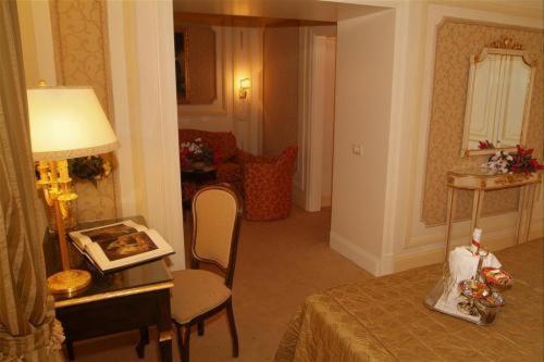 Suite Junior del hotel Champagne Palace. Foto 3