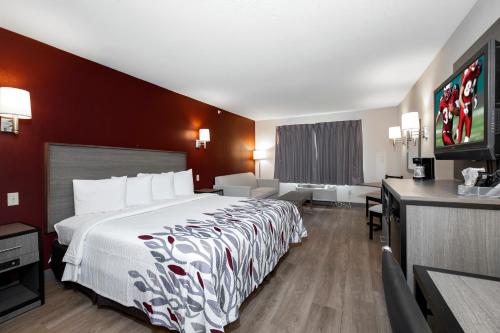 Suite - 1 cama extragrande - No fumadores del hotel Red Roof Inn Clifton Park