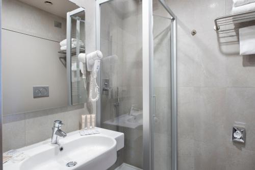 Habitación Doble Superior - 1 o 2 camas del hotel Grifone Firenze. Foto 5