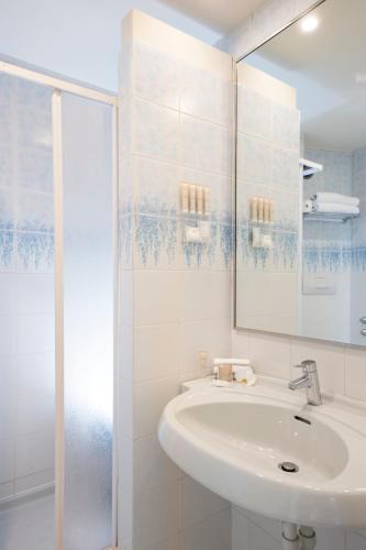 Habitación Doble Estándar del hotel Grifone Firenze. Foto 5
