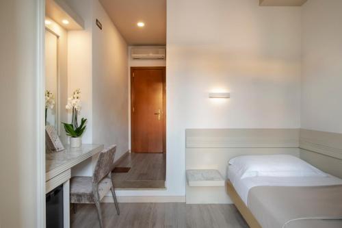 Habitación Individual del hotel Grifone Firenze. Foto 2
