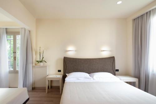 Habitación Triple Clásica - Anexo del hotel Grifone Firenze. Foto 2