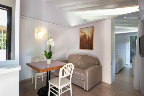 Habitación Familiar - Anexo del hotel Grifone Firenze. Foto 7