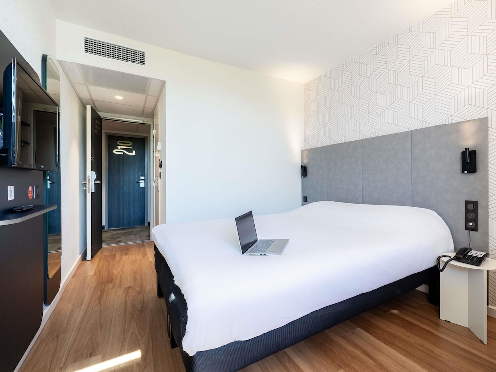 Habitación estándar con camas individuales del hotel Ibis Beziers East Mediterranee
