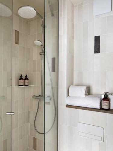 Habitación Doble Estándar - La bonne Amie del hotel Ami - Orso. Foto 6