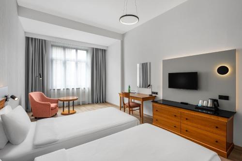 Habitación Doble Superior Plus - 2 camas del hotel Danubius Hungaria City Center. Foto 4