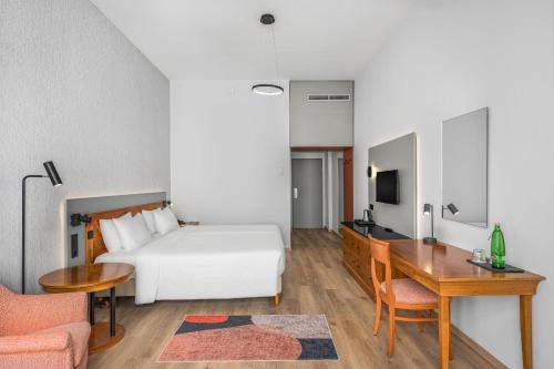 Habitación Doble Superior Plus del hotel Danubius Hungaria City Center. Foto 3