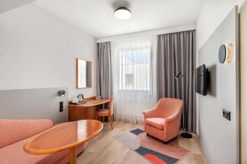 Suite Junior del hotel Danubius Hungaria City Center. Foto 2