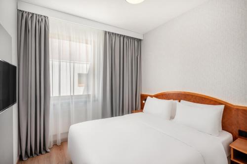 Suite Junior del hotel Danubius Hungaria City Center. Foto 3