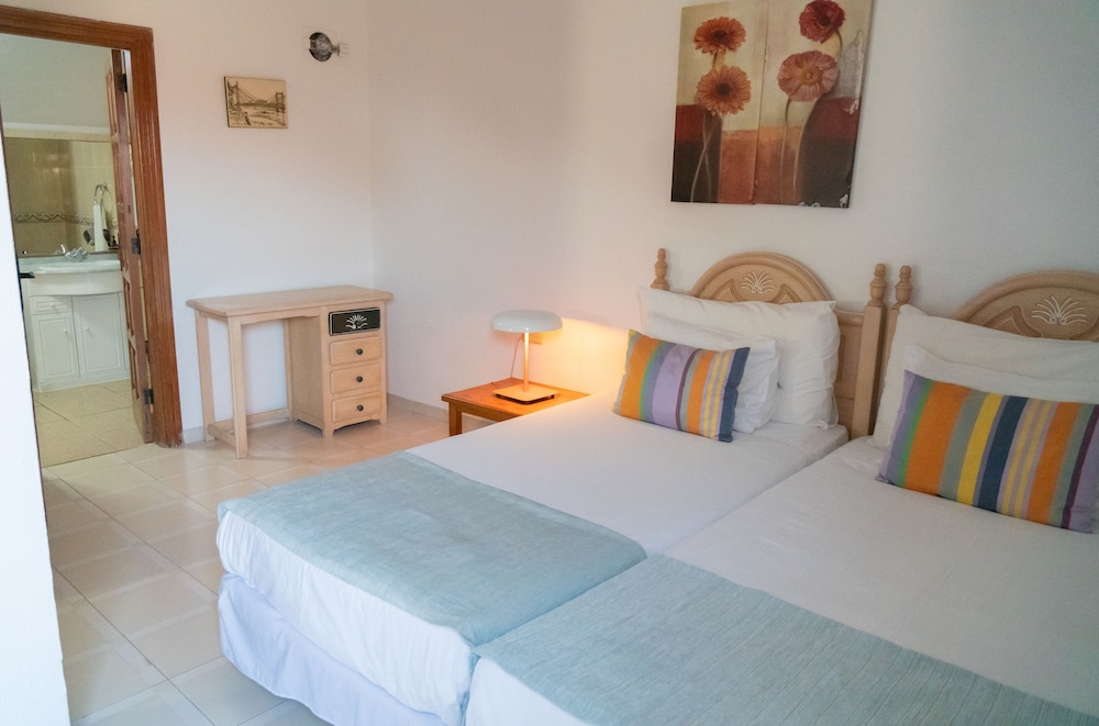 Villa, 3 habitaciones del hotel Coral Compostela Beach. Foto 1
