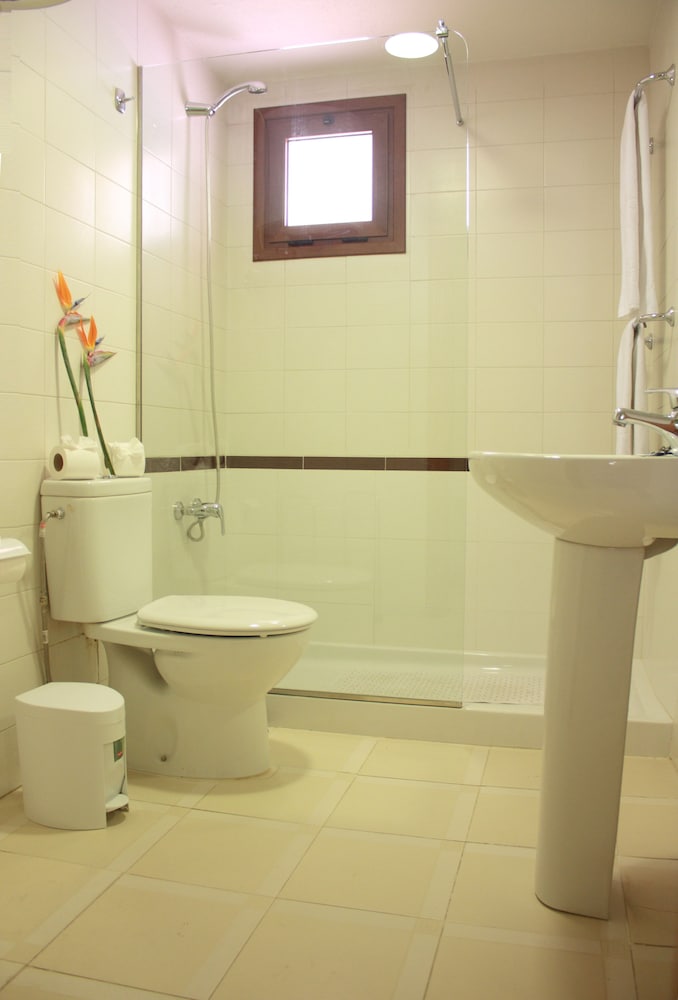 Villa, 3 habitaciones del hotel Coral Compostela Beach. Foto 11
