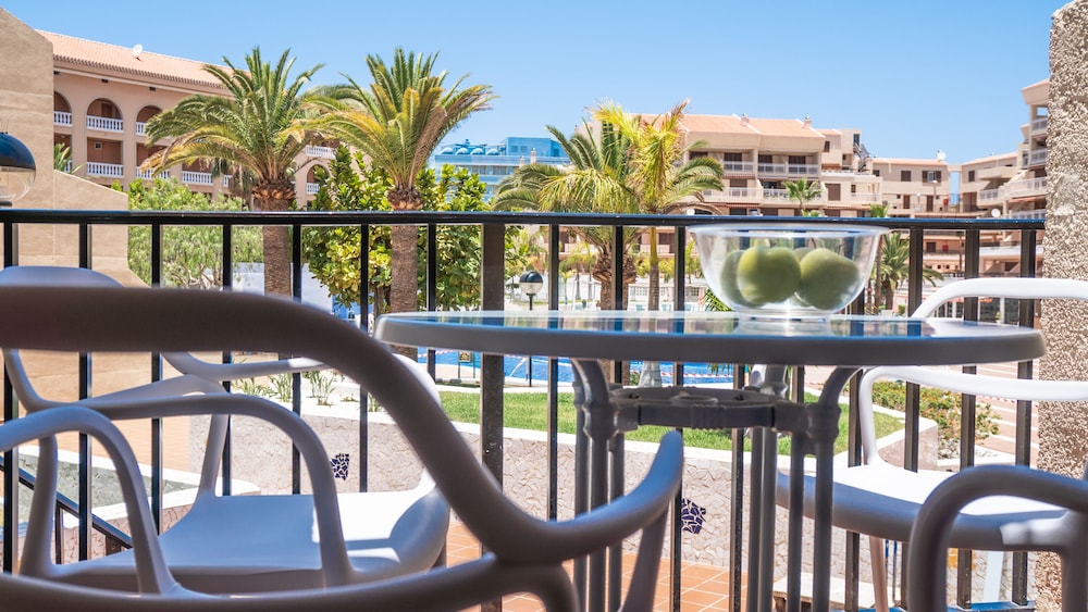 Apartamento Superior, 1 Habitación, Vistas a la Piscina del hotel Coral Compostela Beach
